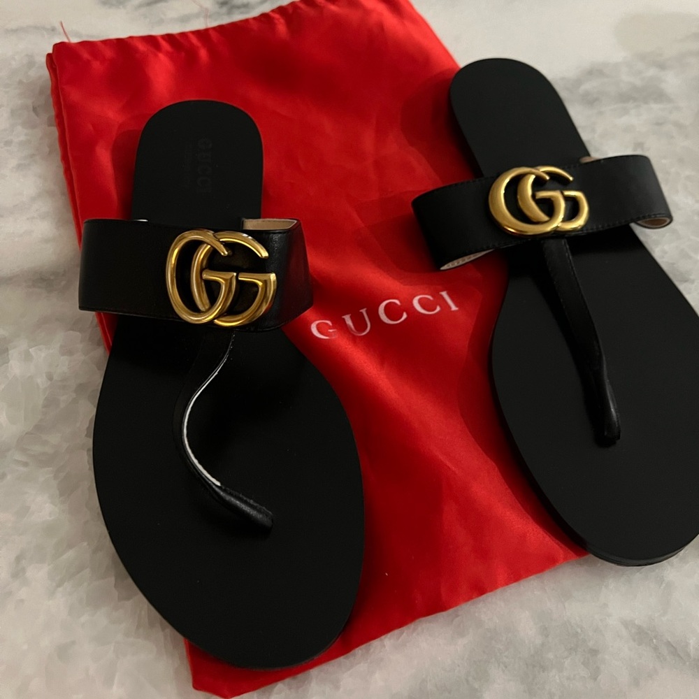 Size 9 Gucci sandals